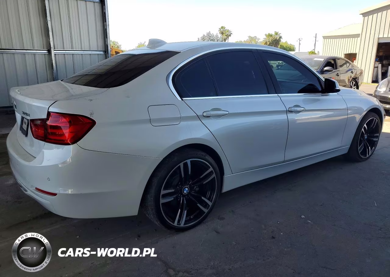 2015 BMW 328I VIN:WBA3B3G53FNR85395 - 3
