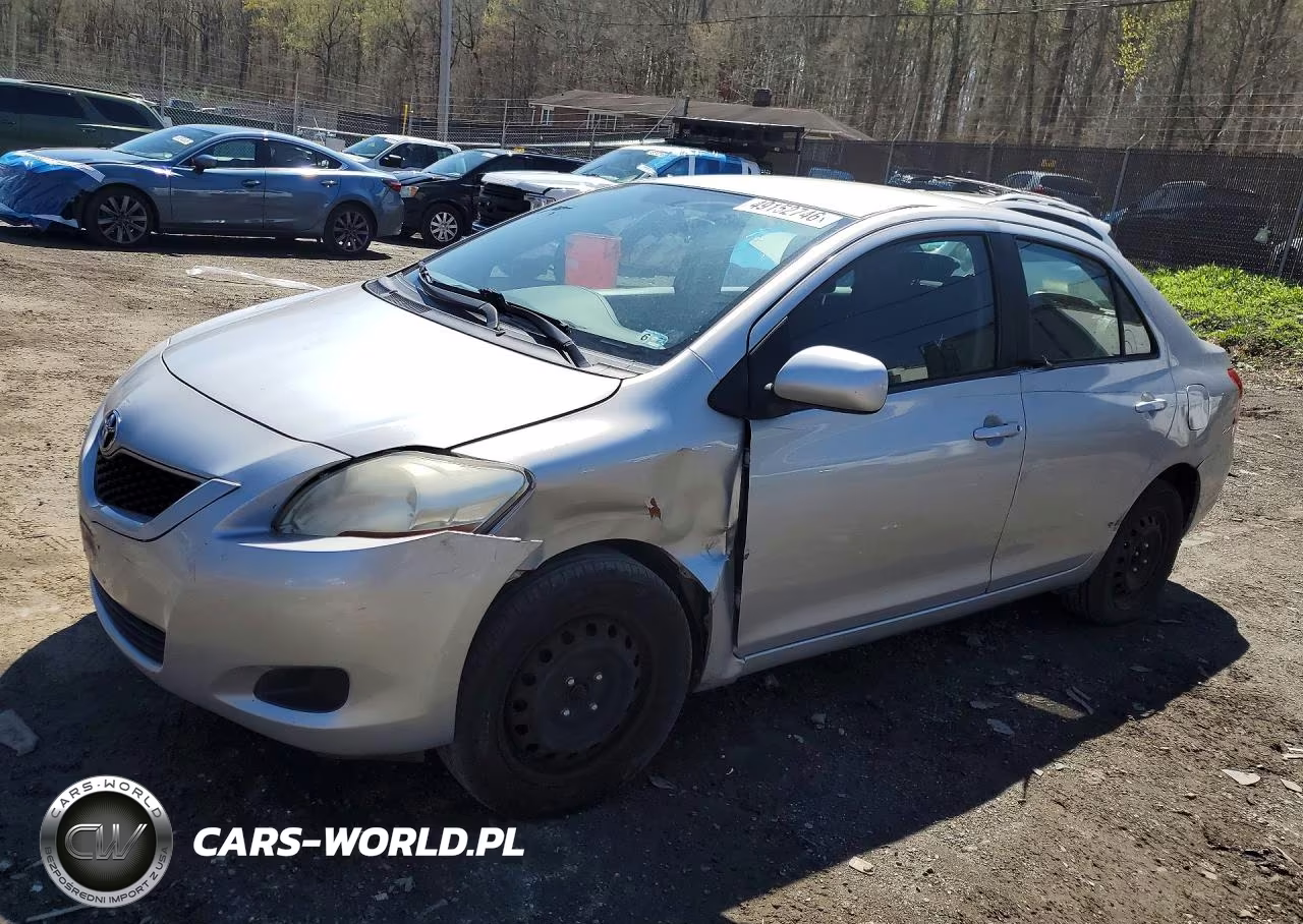 2010 Toyota Yaris Base
