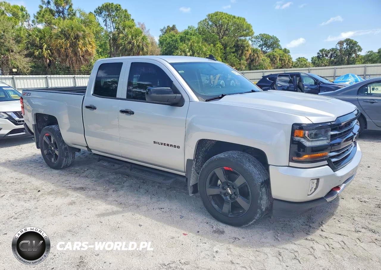 2018 Chevrolet Silverado K1500 Lt VIN:1GCVKREC6JZ127064 - 4