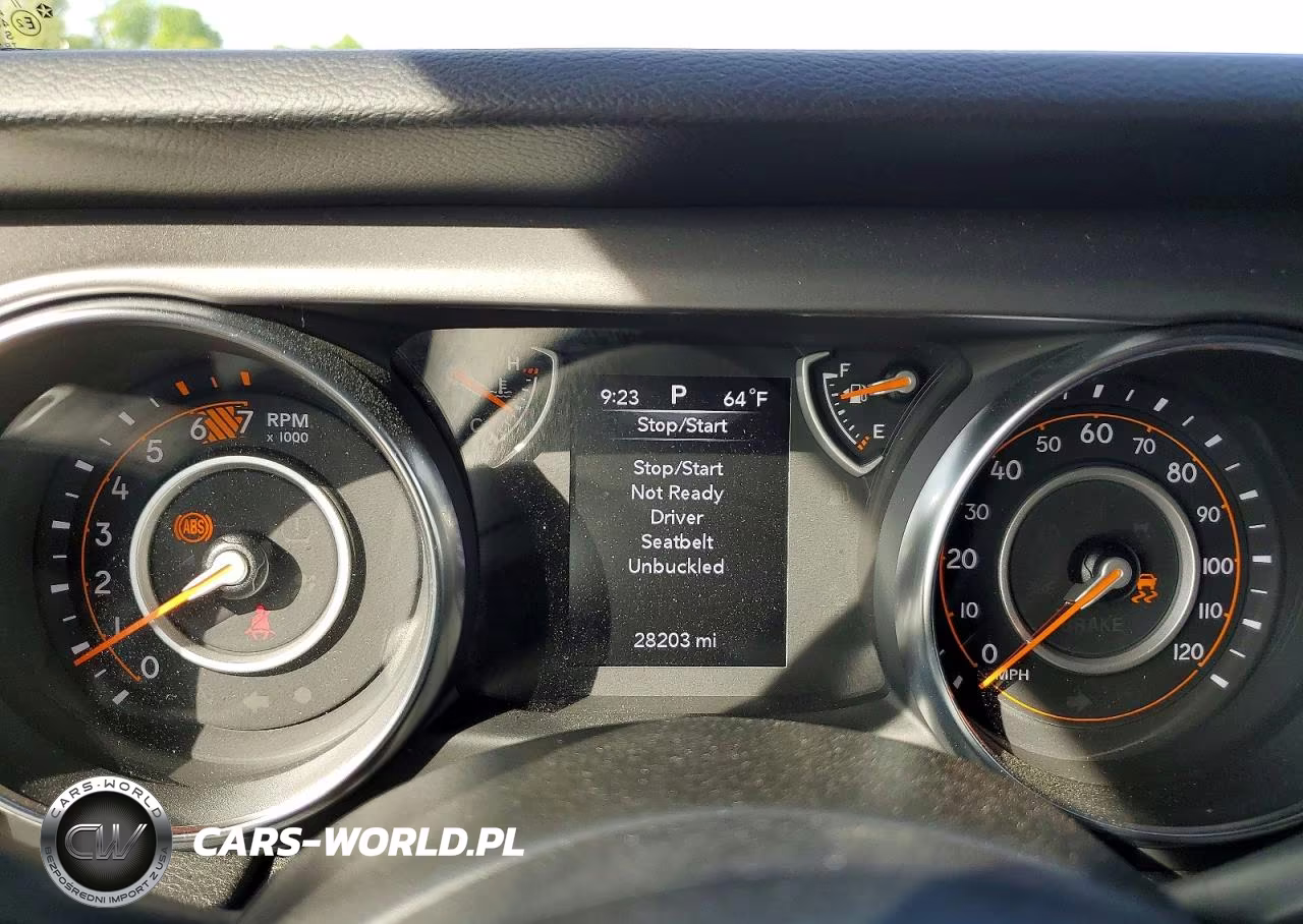 2021 Jeep Wrangler Sport VIN:1C4GJXAN3MW756584 - 9