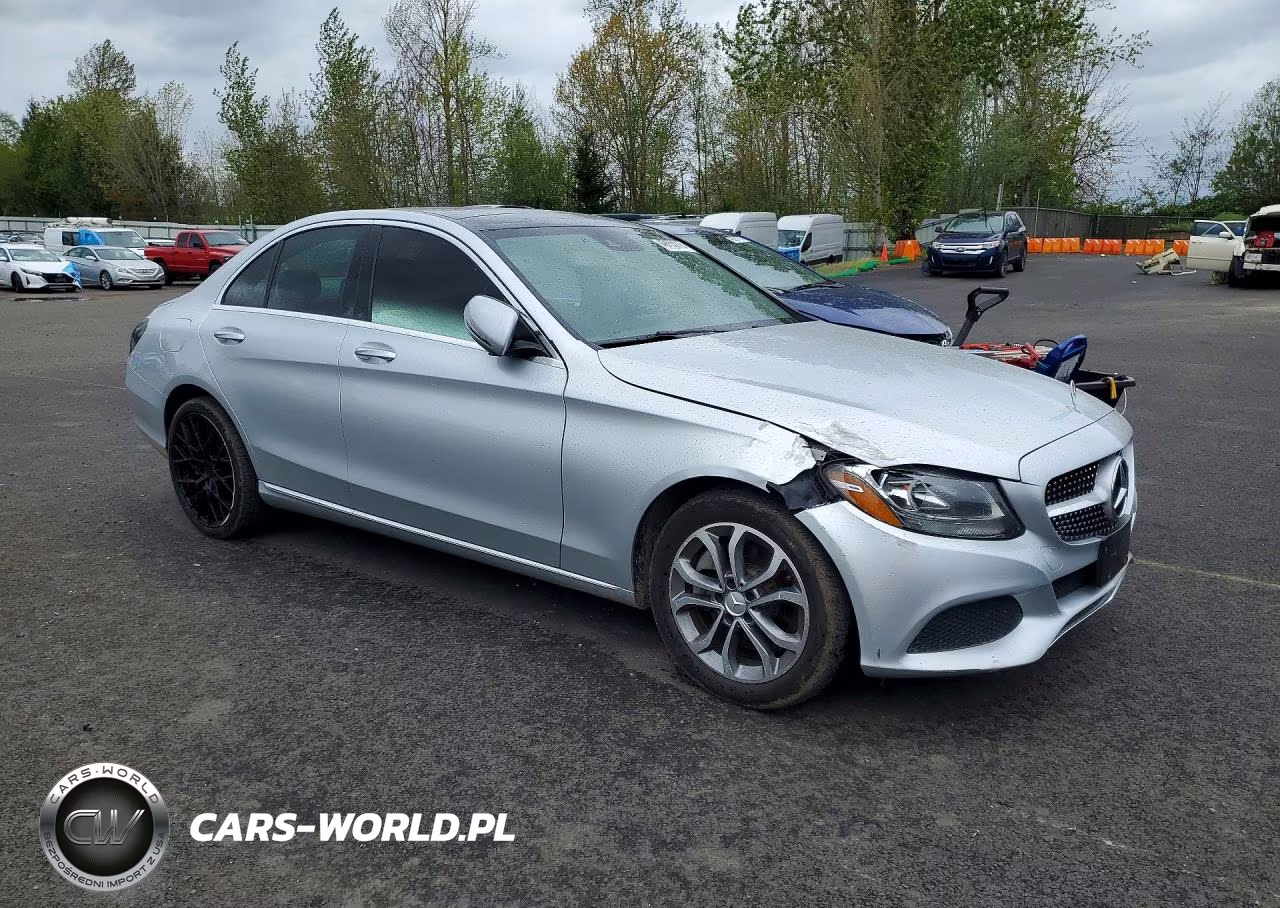 2017 Mercedes-Benz C 300 4Matic VIN:55SWF4KBXHU187922 - 4
