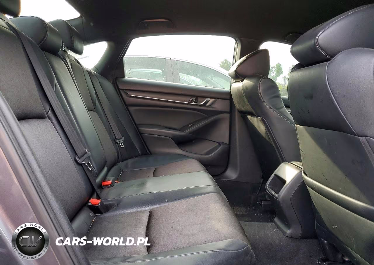 2018 Honda Accord Sport VIN:1HGCV1F33JA135265 - 10