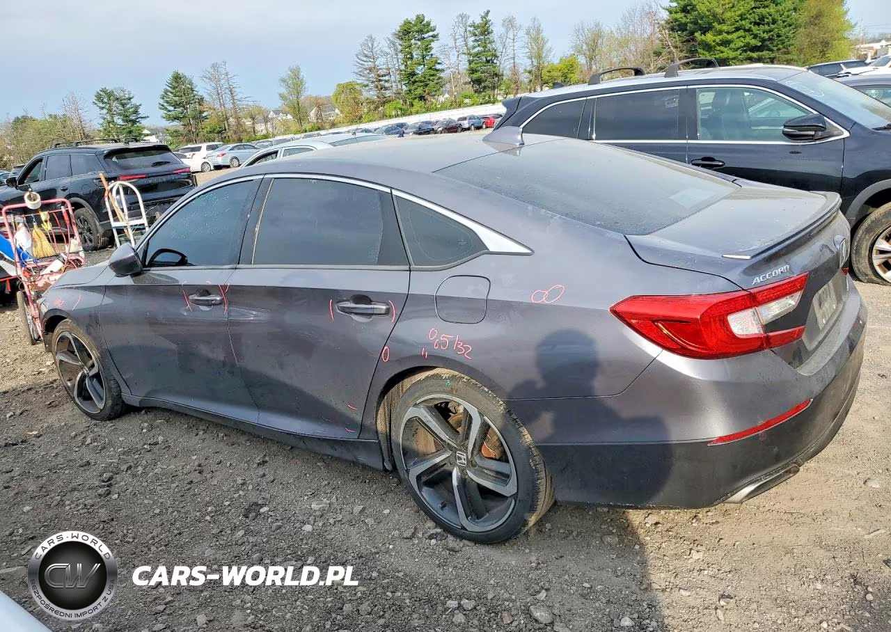 2018 Honda Accord Sport VIN:1HGCV1F33JA135265 - 2