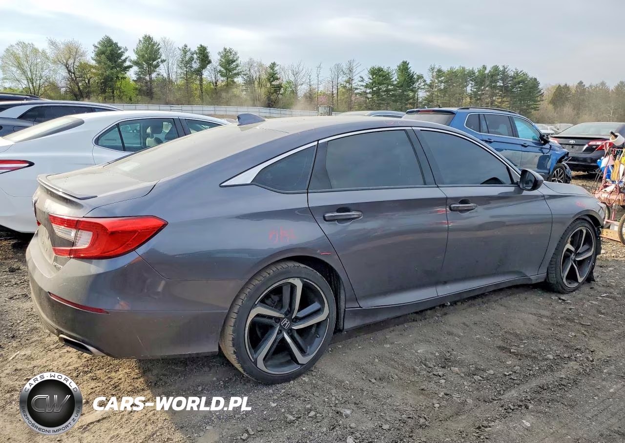 2018 Honda Accord Sport VIN:1HGCV1F33JA135265 - 3