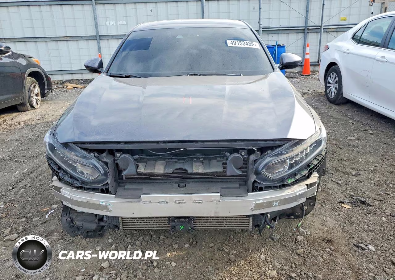 2018 Honda Accord Sport VIN:1HGCV1F33JA135265 - 5