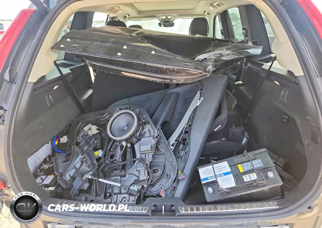 2025 Volvo Xc90 Core VIN:YV4M12PJ1S1337053 - 13