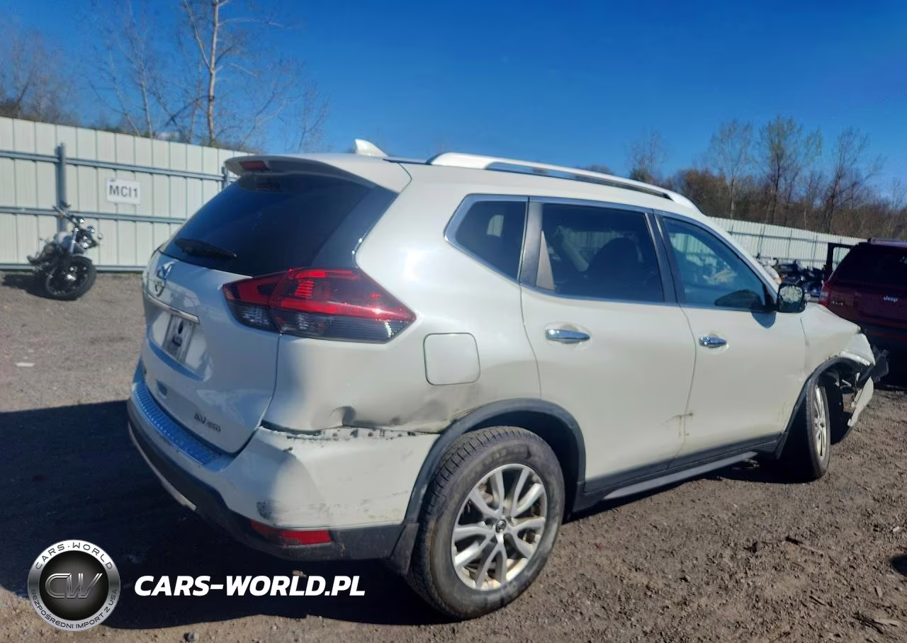 2018 Nissan Rogue Sv VIN:KNMAT2MV0JP607439 - 3