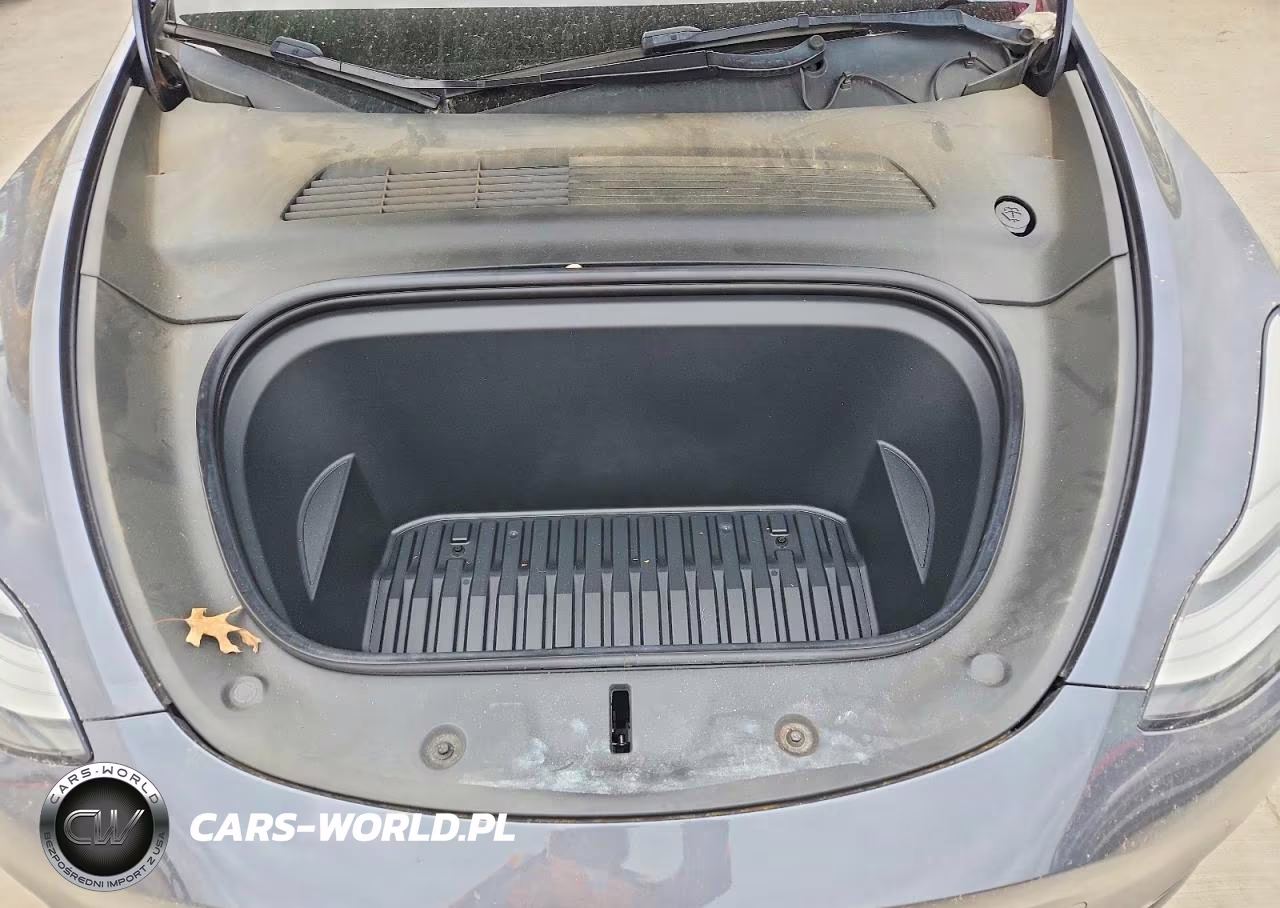 2021 Tesla Model Y VIN:5YJYGDEE0MF138722 - 11