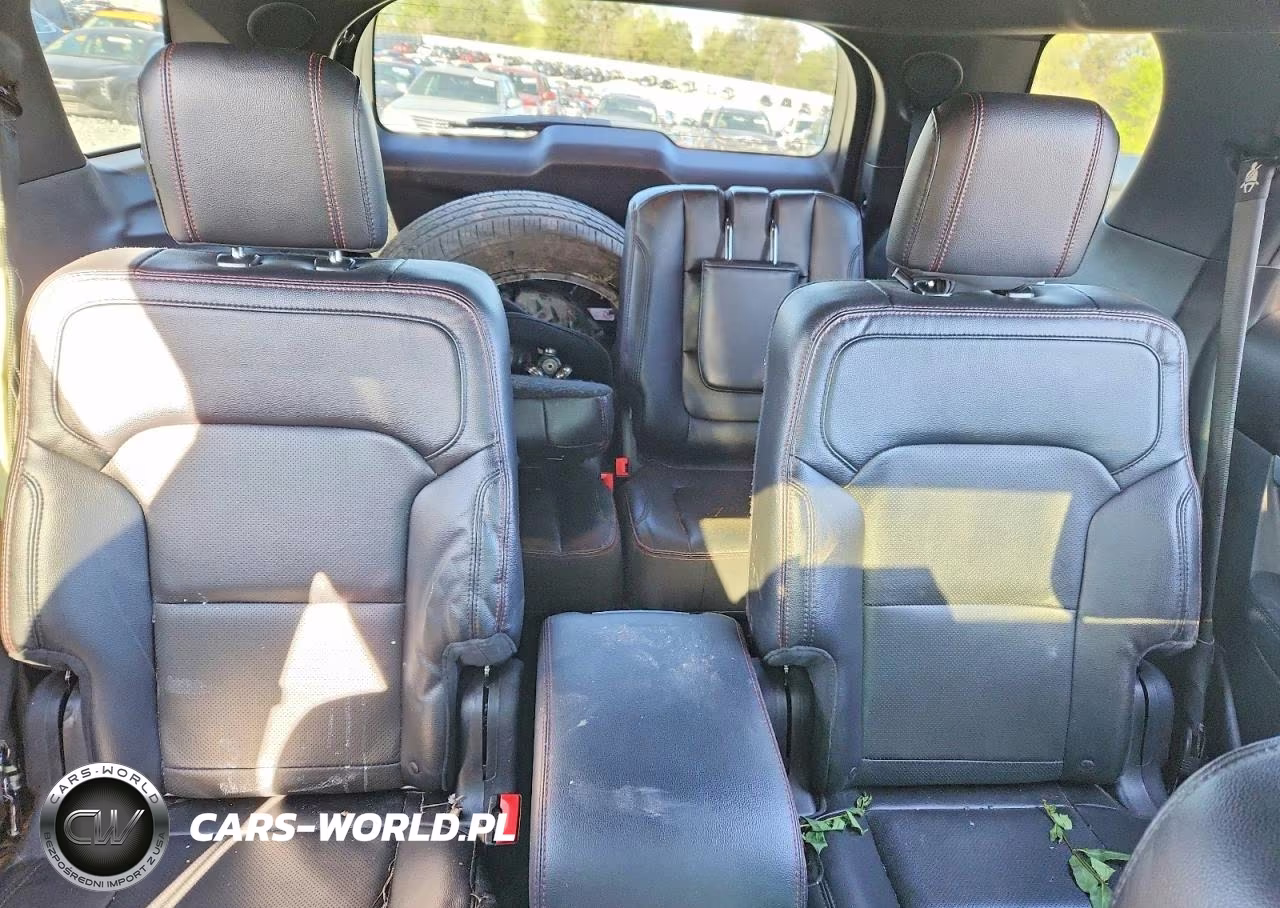 2016 Ford Explorer Sport VIN:1FM5K8GT9GGD21000 - 10