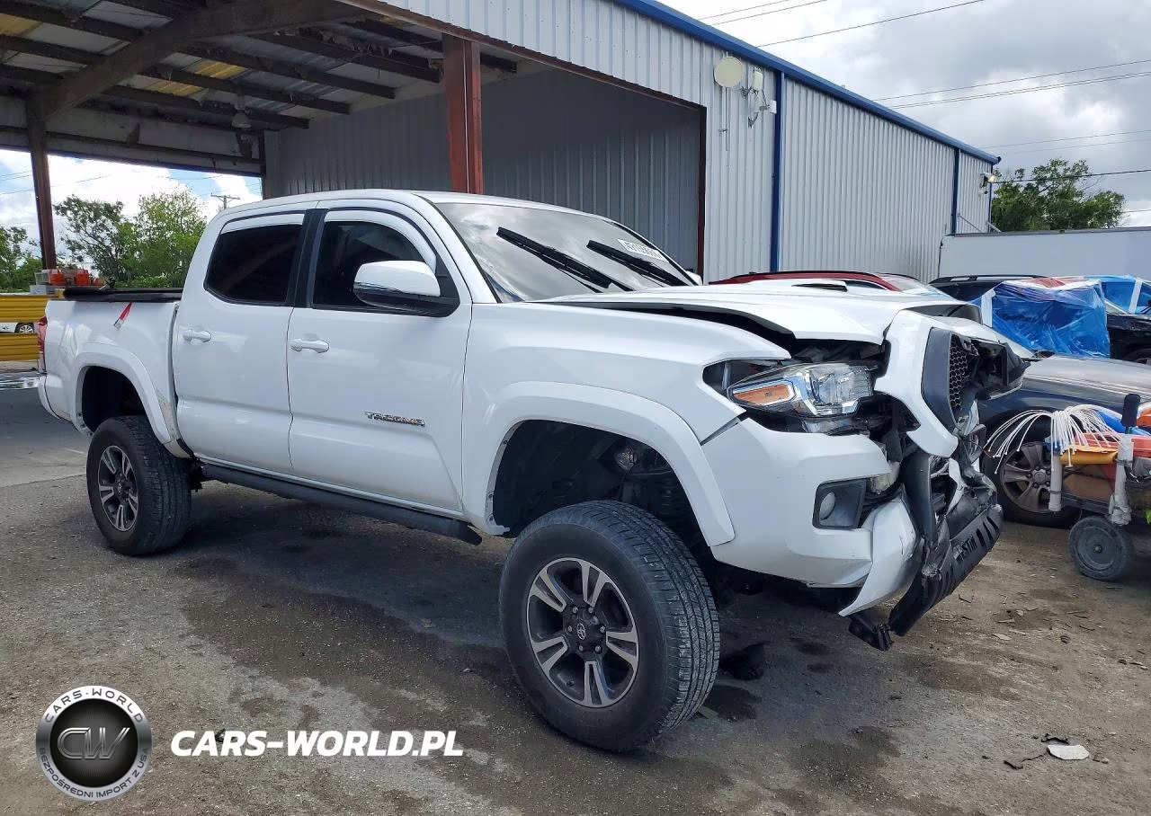 2017 Toyota Tacoma Trd Sport VIN:5TFCZ5AN9HX067886 - 4
