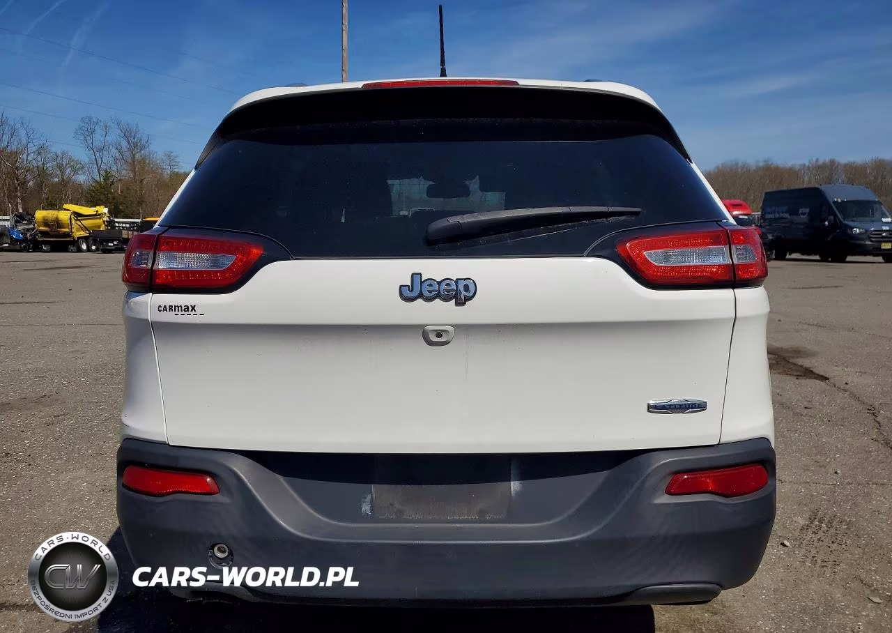 2015 Jeep Cherokee Latitude VIN:1C4PJLCB8FW754151 - 6