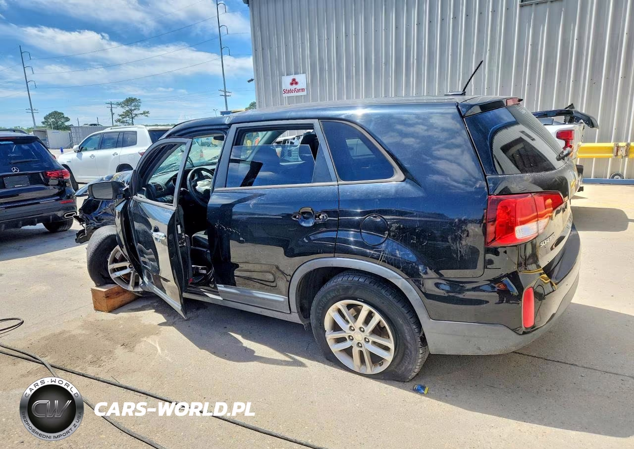 2014 Kia Sorento VIN:5XYKT3A60EG444677 - 2