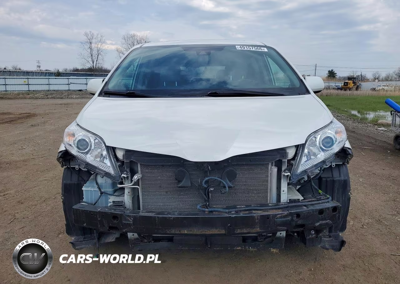 2019 Toyota Sienna Xle 8-Passenger VIN:5TDYZ3DC5KS010697 - 5