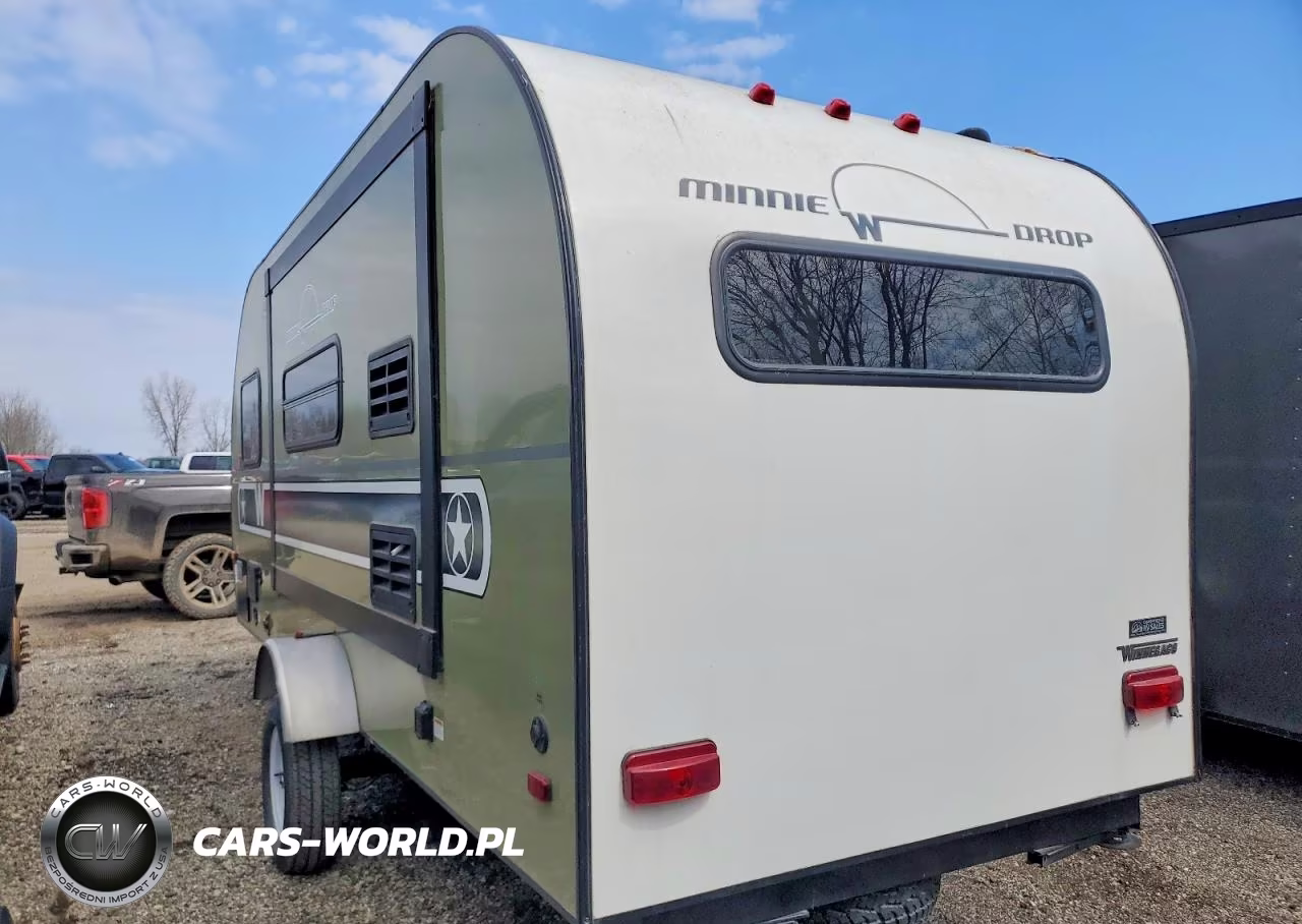 2018 Winnebago Mini Drop Camper VIN:54CTW1G13J3039620 - 3