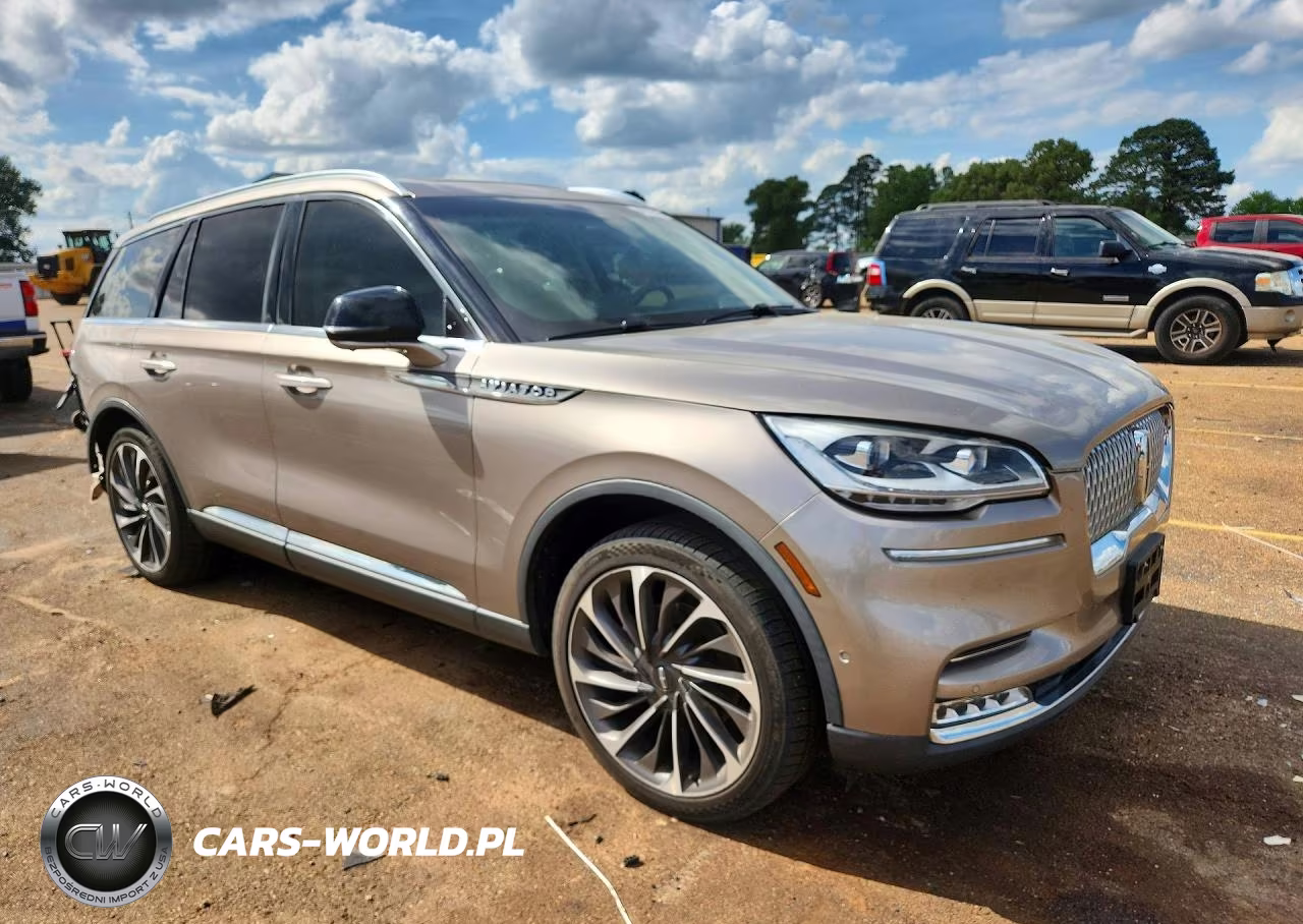 2020 Lincoln Aviator Reserve VIN:5LM5J7XCXLGL17462 - 4