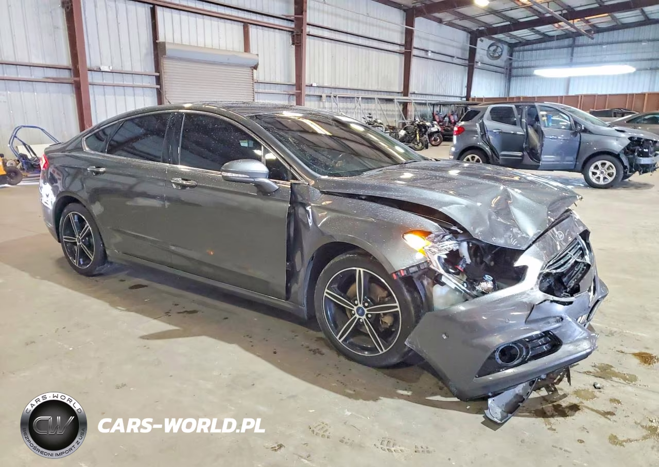 2015 Ford Fusion Titanium VIN:3FA6P0D90FR191979 - 4