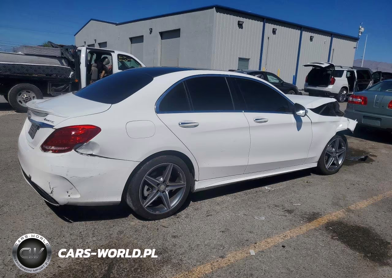 2015 Mercedes-Benz C 300 4Matic VIN:55SWF4KB8FU083166 - 3