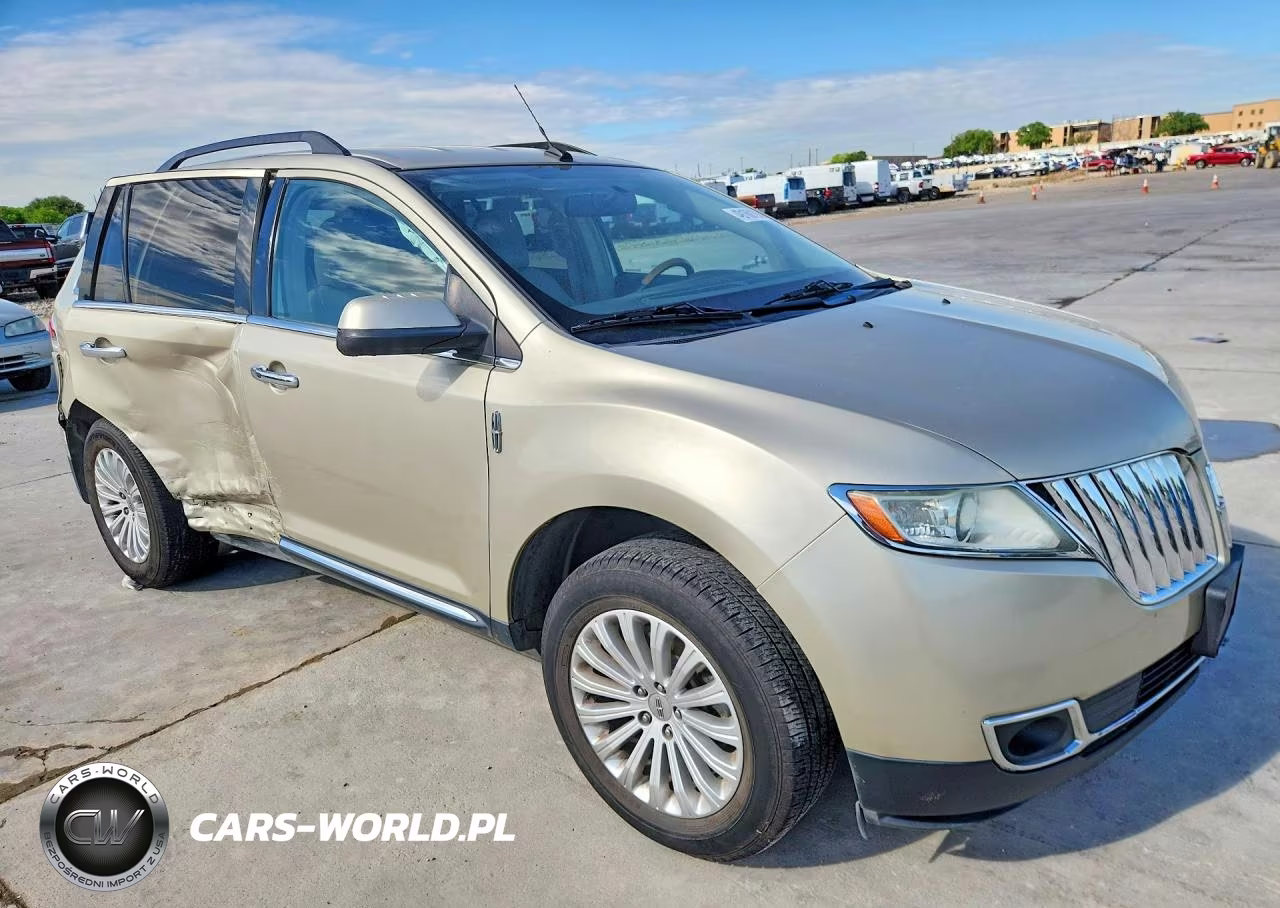 2011 Lincoln Townhouse Mkx VIN:2LMDJ6JK9BBJ23671 - 4
