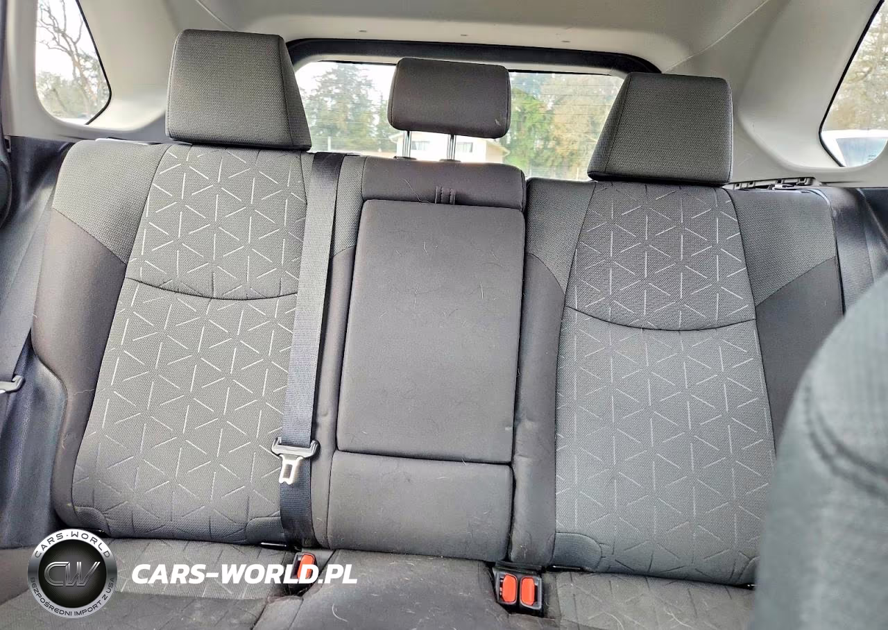 2021 Toyota Rav4 Xle VIN:2T3P1RFV7MC251135 - 10