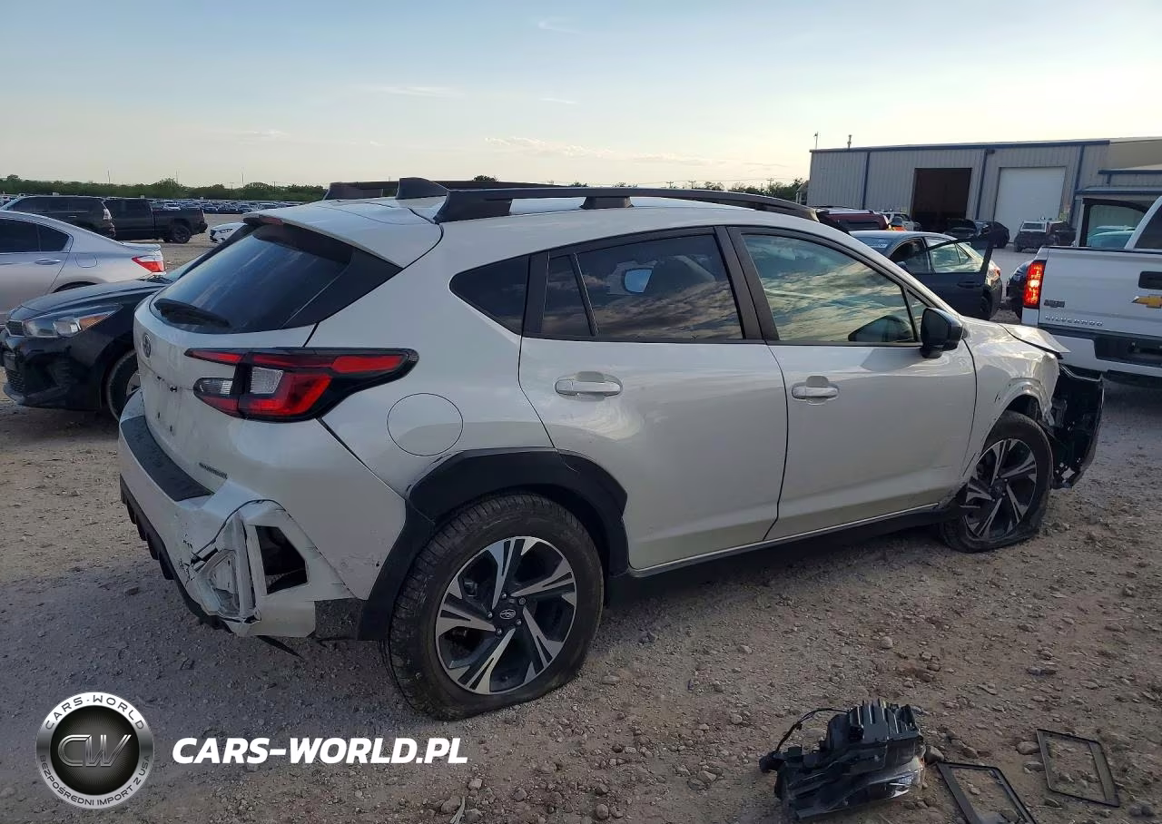 2024 Subaru Crosstrek Premium VIN:JF2GUADC1R8896970 - 3