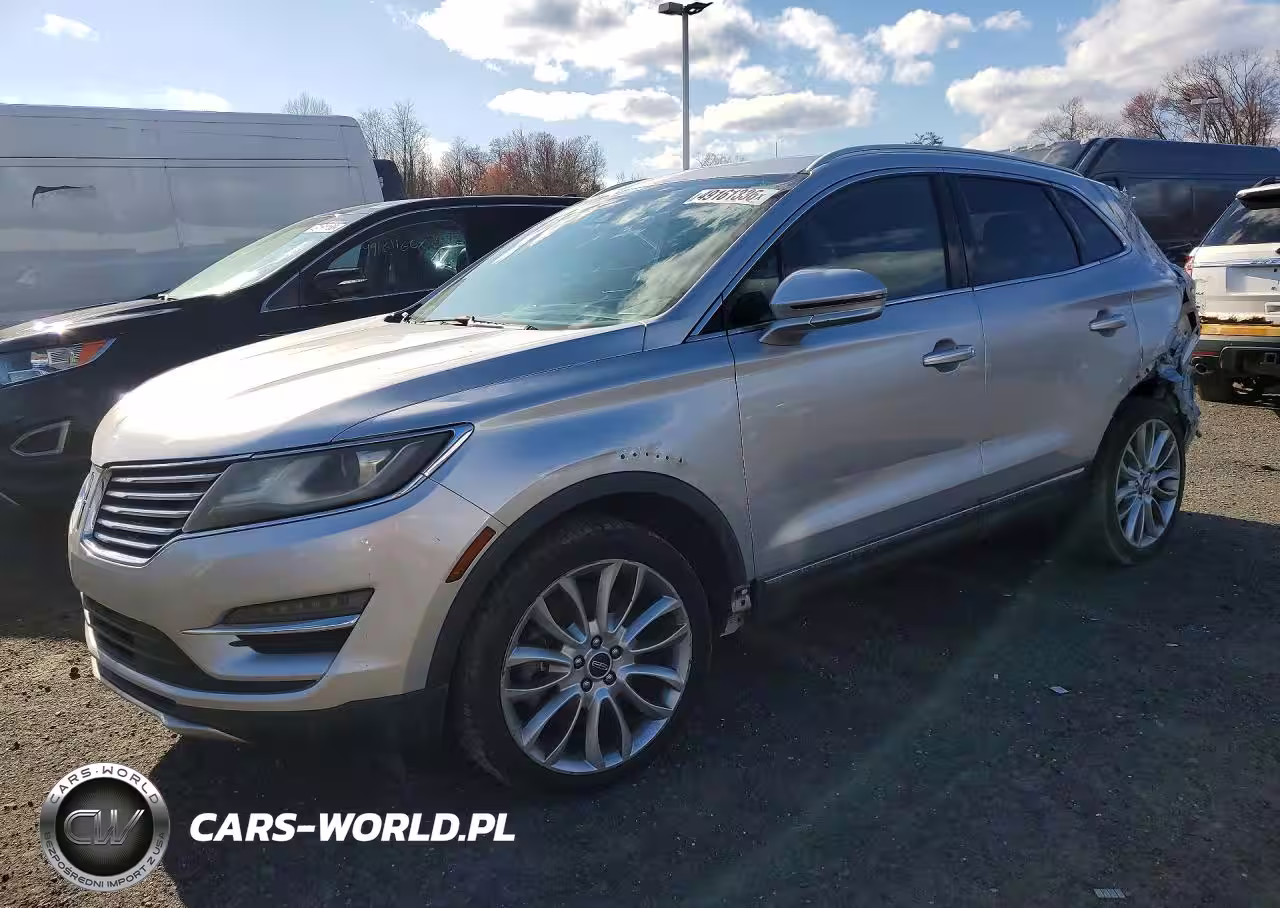 2015 Lincoln Townhouse Mkc