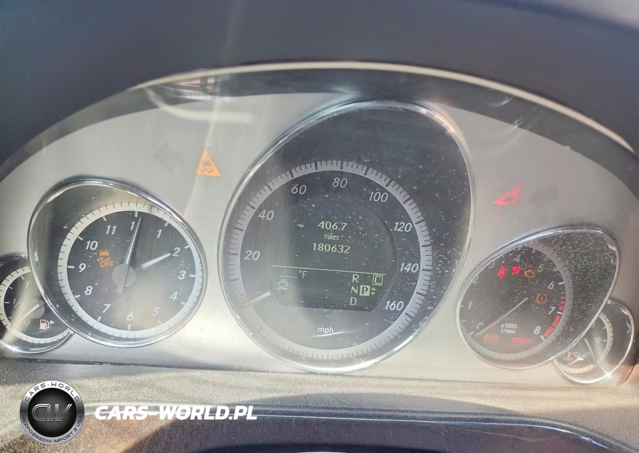 2010 Mercedes-Benz E 350 4Matic VIN:WDDHF8HBXAA098655 - 9