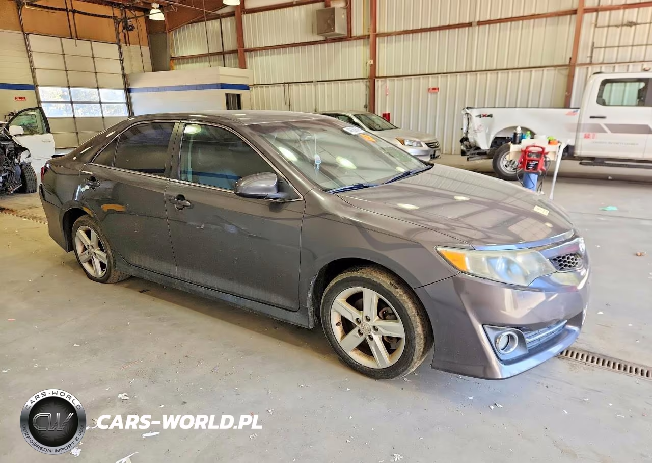 2013 Toyota Camry Se VIN:4T1BF1FK7DU276269 - 4