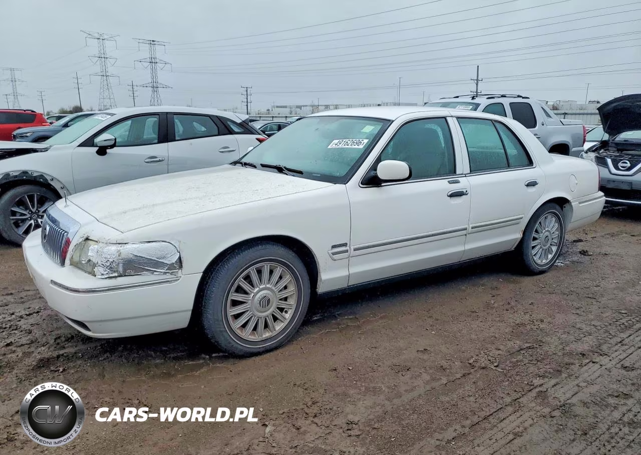 2010 Merc Grand Marquis – zdjęcie 1 z 12