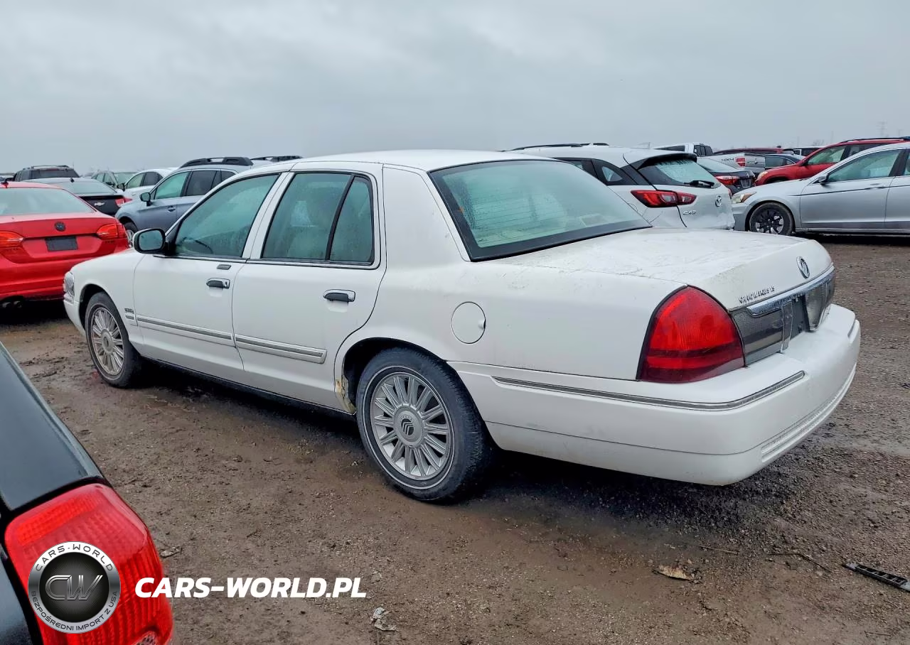 2010 Merc Grand Marquis VIN:2MEBM7FV6AX630115 - 2
