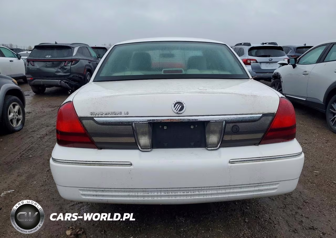 2010 Merc Grand Marquis VIN:2MEBM7FV6AX630115 - 6