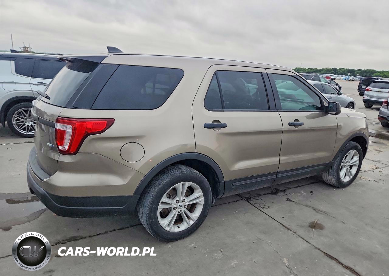 2019 Ford Explorer Police Interceptor VIN:1FM5K8ARXKGA64953 - 3