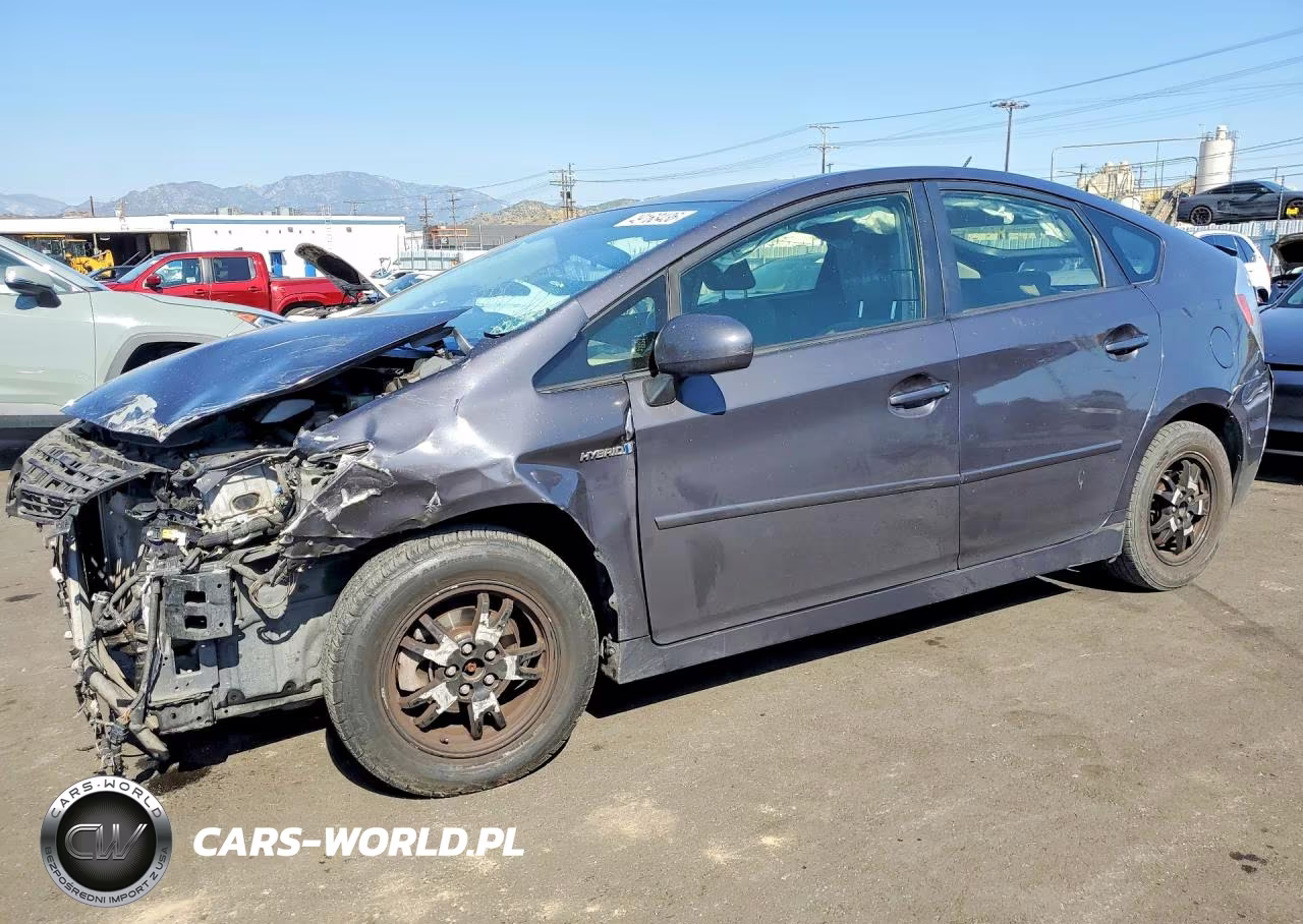 2015 Toyota Prius Two