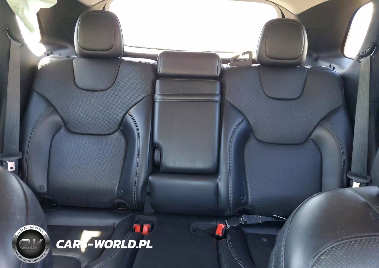 2019 Jeep Cherokee Limited VIN:1C4PJMDX0KD330758 - 10
