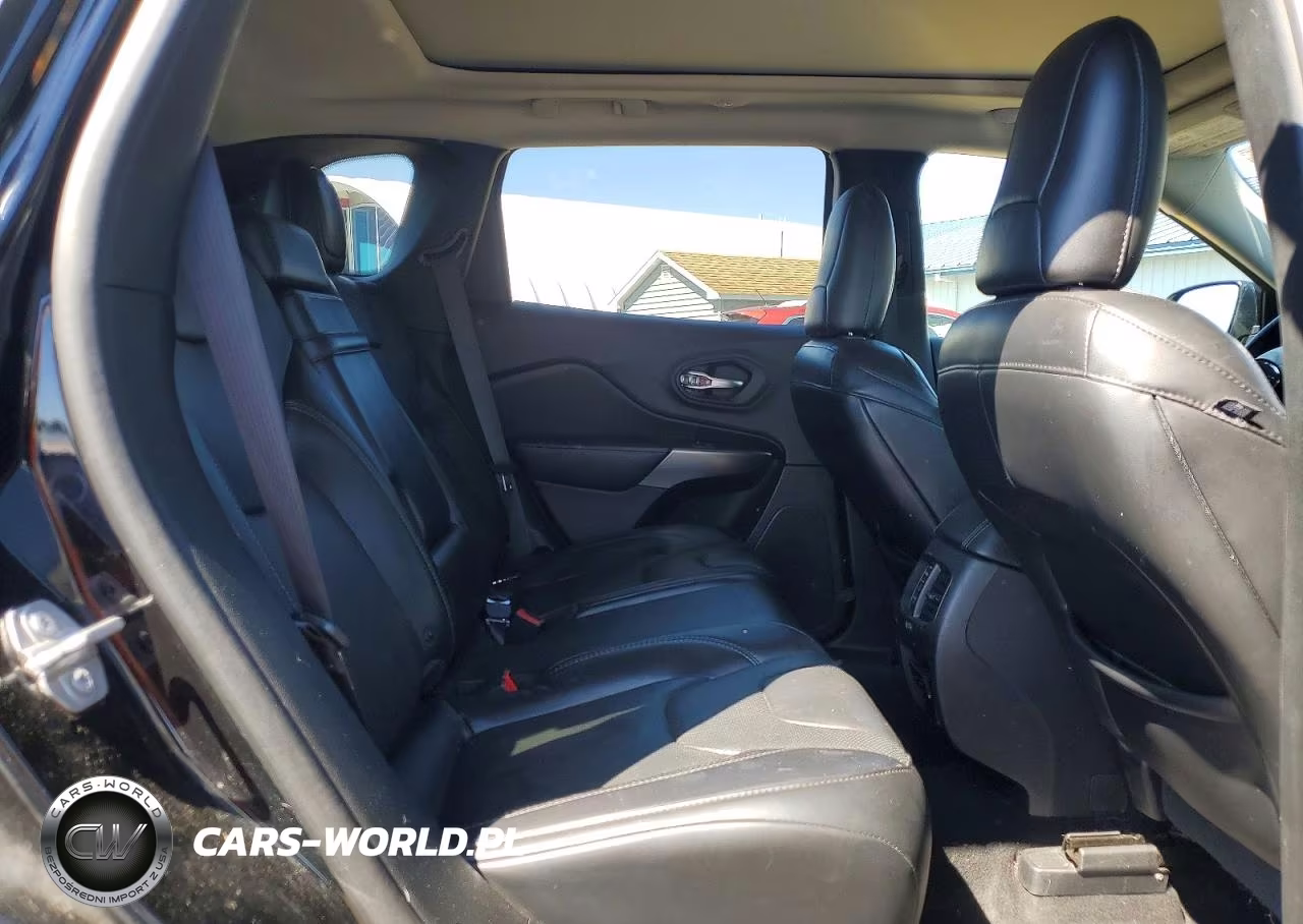 2019 Jeep Cherokee Limited VIN:1C4PJMDX0KD330758 - 11