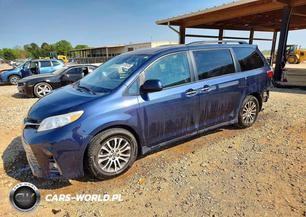 2020 Toyota Sienna Xle Premium 8-Passenger