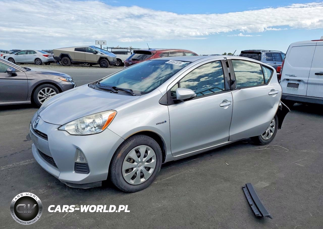 2014 Toyota Prius C One