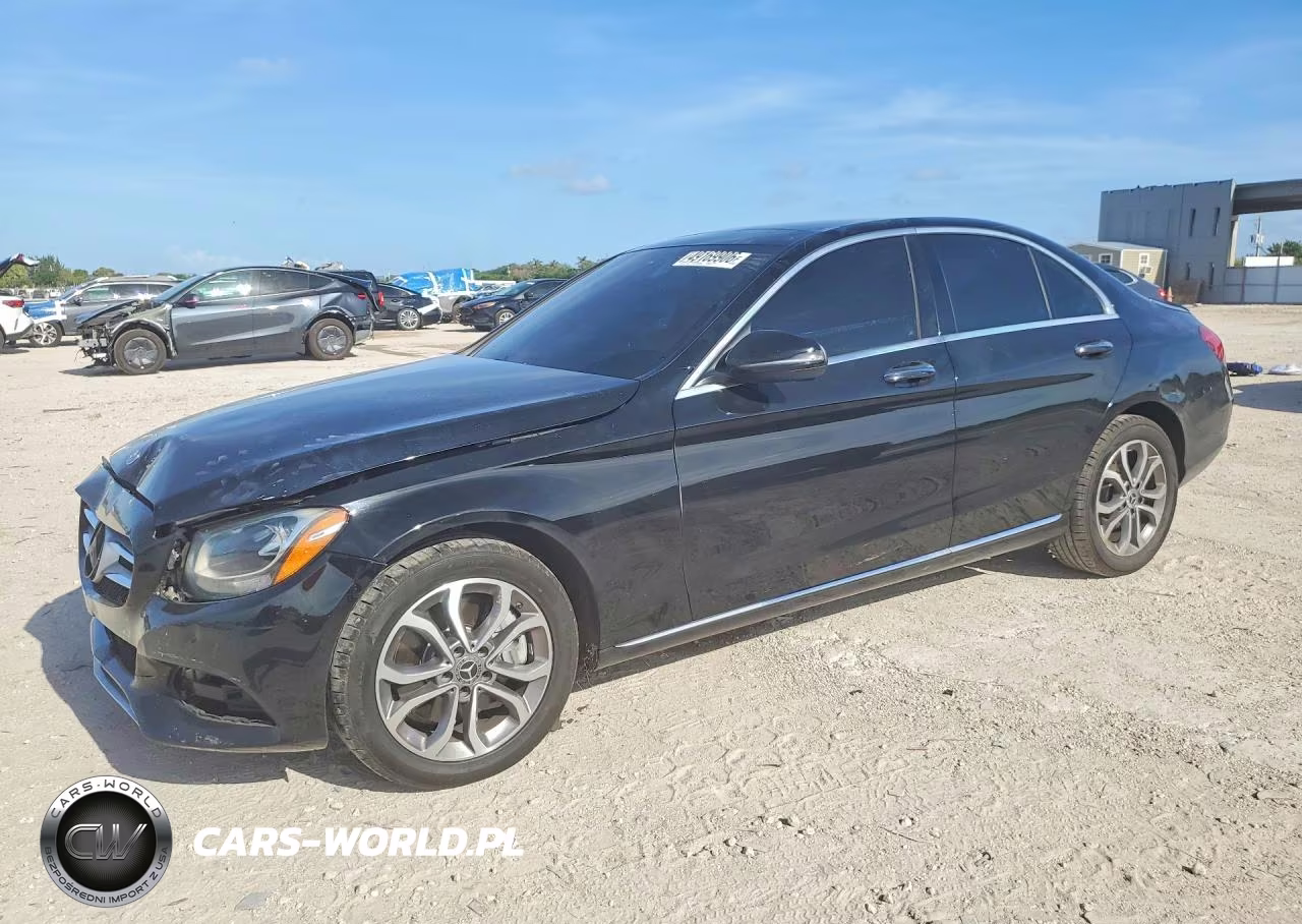 2017 Mercedes-Benz C 300 4Matic