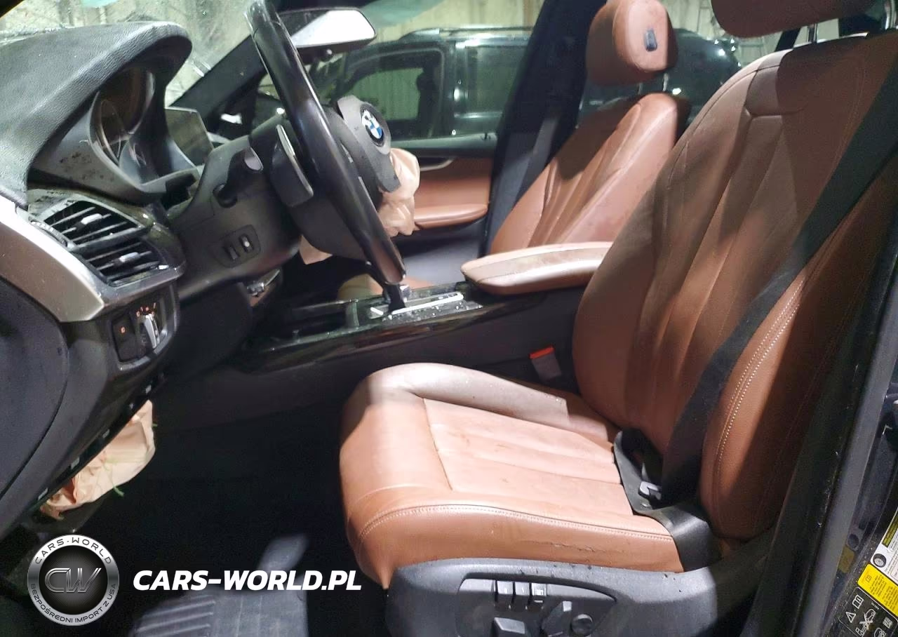 2018 BMW X5 xDrive35I VIN:5UXKR0C54J0X86374 - 7