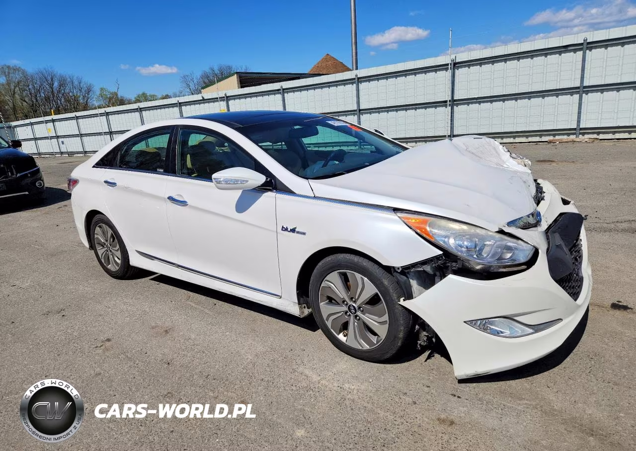 2015 Hyundai Sonata Hybrid Limited VIN:KMHEC4A41FA136562 - 4