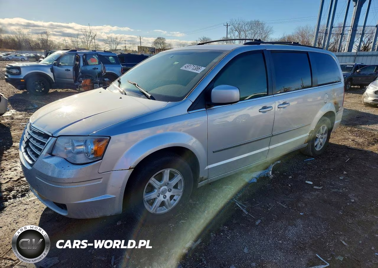 2010 Chrysler Town & Country Touring