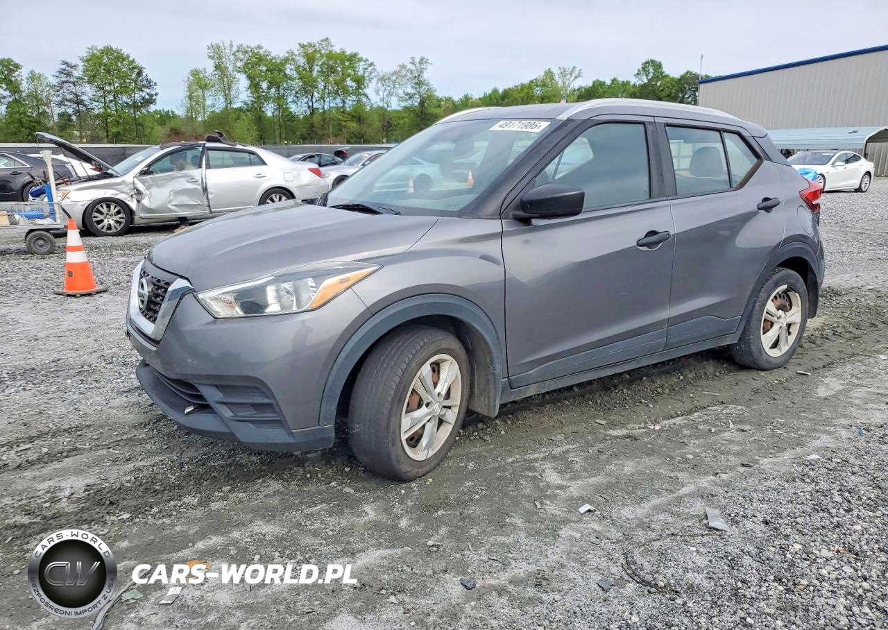 2019 Nissan Kicks S