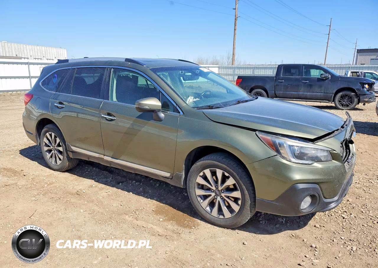2018 Subaru Outback Touring VIN:4S4BSETC6J3294053 - 4