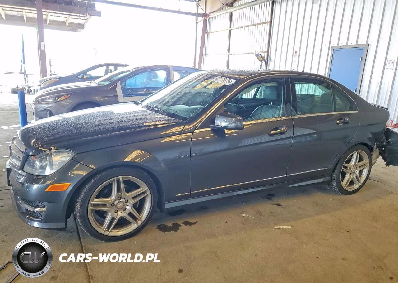 2013 Mercedes-Benz C 250