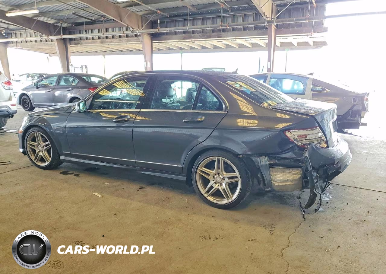 2013 Mercedes-Benz C 250 VIN:WDDGF4HB6DA757615 - 2