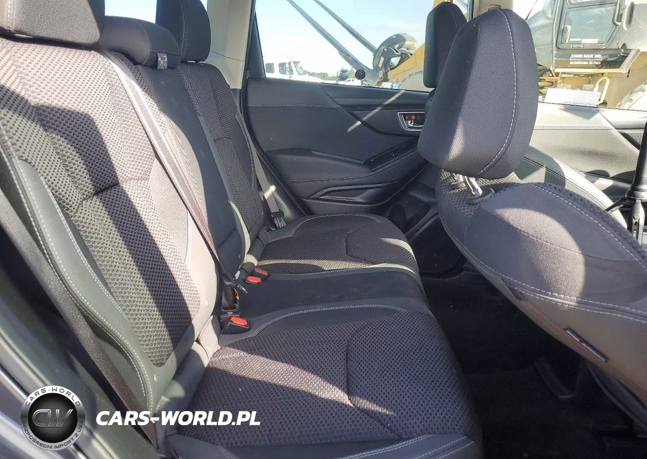2020 Subaru Forester Premium VIN:JF2SKAJC3LH544016 - 11