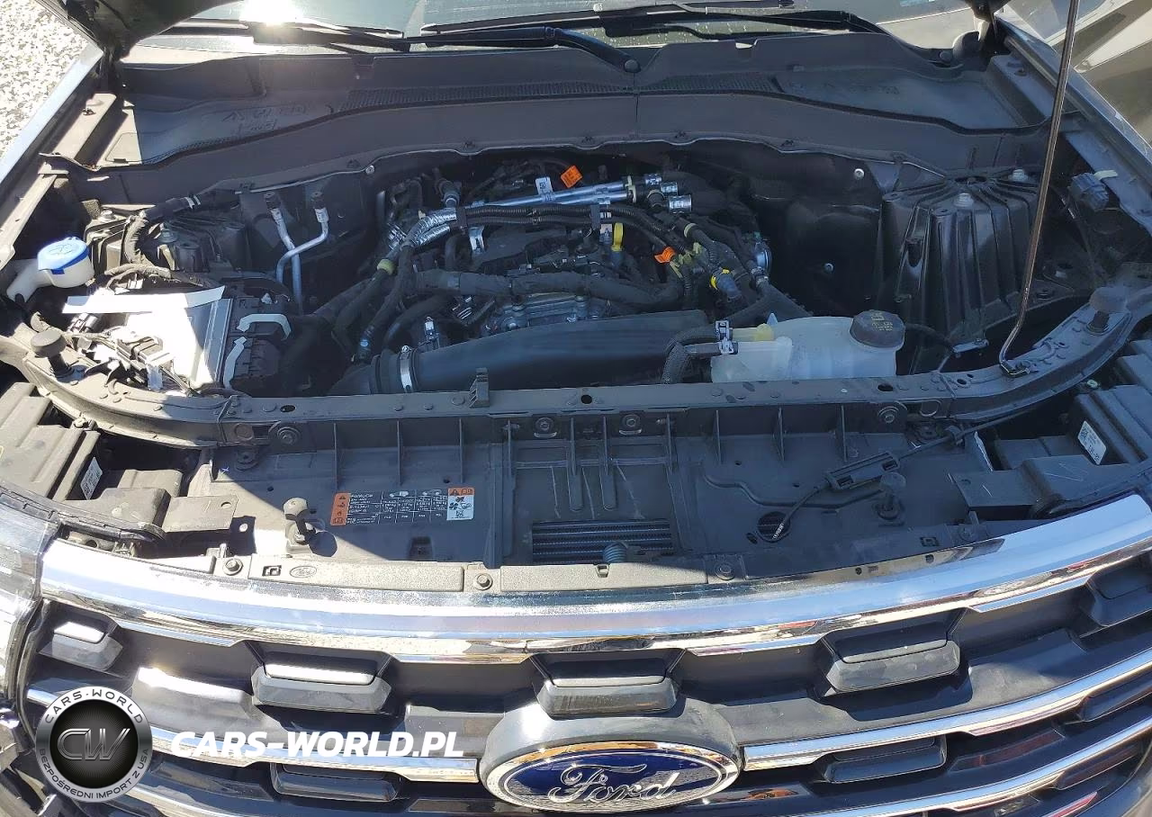 2025 Ford Explorer Active VIN:1FMUK7DHXSGC39288 - 12