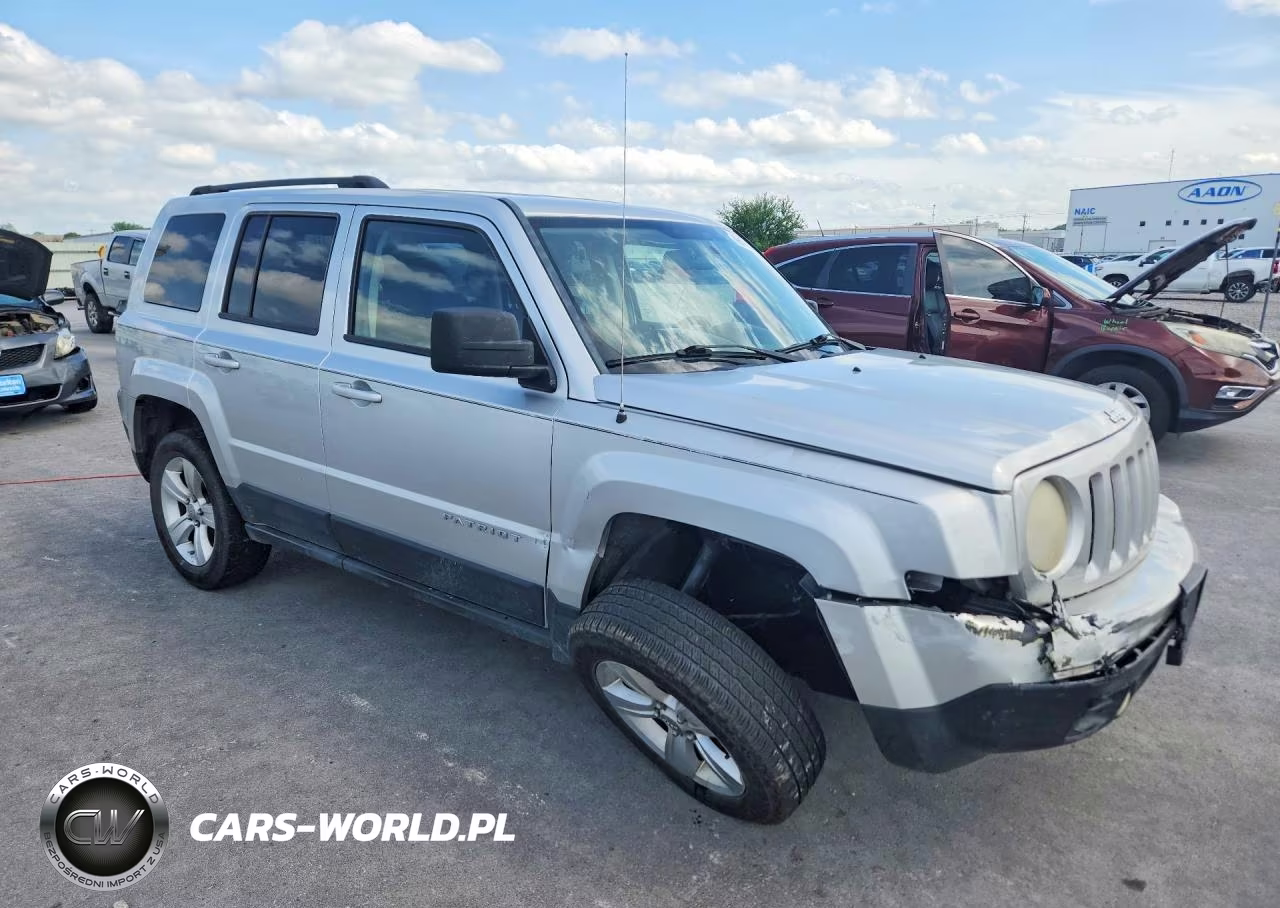 2012 Jeep Patriot Sport VIN:1C4NJRBB0CD568509 - 4