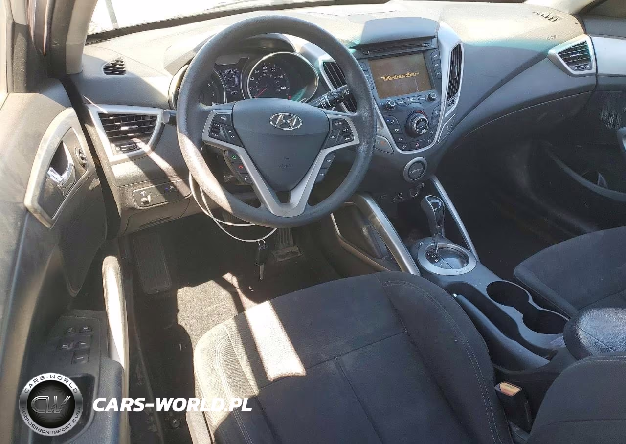 2015 Hyundai Veloster Base VIN:KMHTC6AD9FU243408 - 8