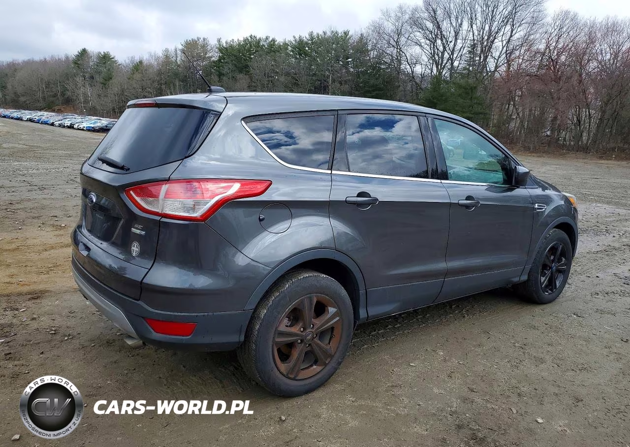 2015 Ford Escape Se VIN:1FMCU9GXXFUB78570 - 3