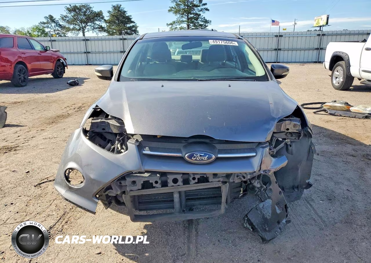 2013 Ford Focus Se VIN:1FADP3F2XDL345781 - 5